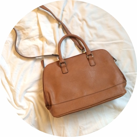 Urban Outfitters Handbags - ❌TRADED❌ Faux Leather Bag