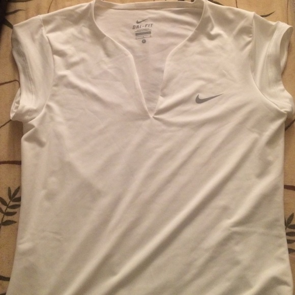 Nike Dri Fit Shirt - Picture 2 of 3