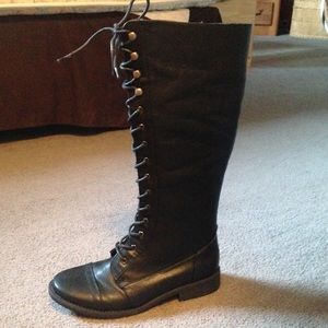 New forever 21 black lace up boot