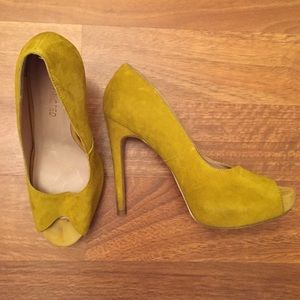 Mustard yellow suede peep toe heels