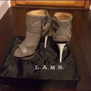 LAMB AND BETSEY JOHNSON Heels bundled