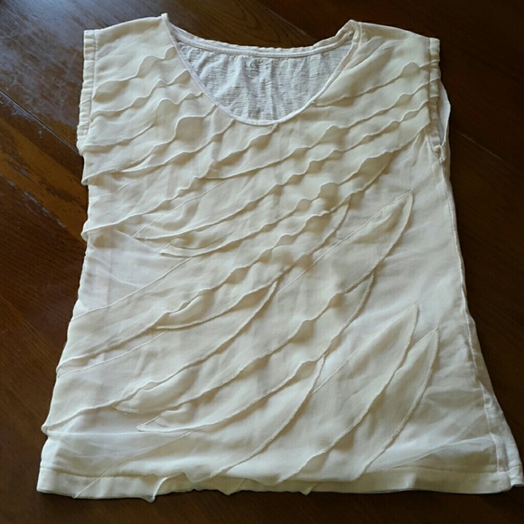 Beige ruffle shirt