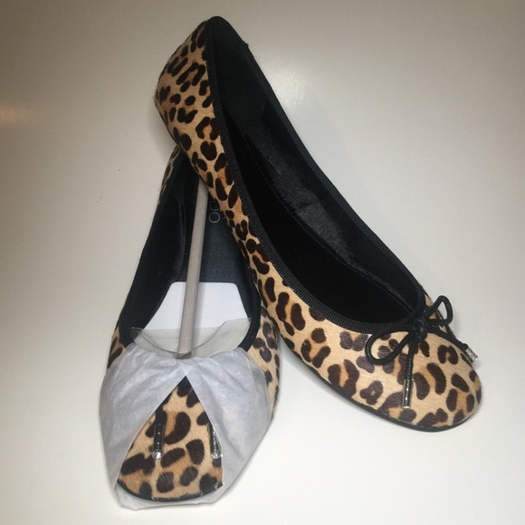 BRAND NEW NEVER WORN ALDO CHEETHA FLATS :40