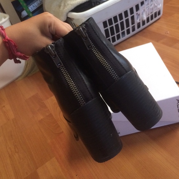 Aldo black gabba pointed ankle boots - Picture 3 of 4