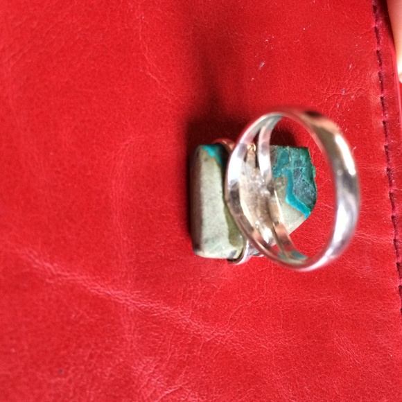 Turquoise Agate and Sterling Silver Ring - Picture 3 of 4