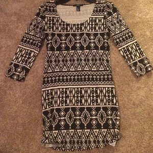 Bodycon tribal print dress