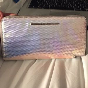 BEAUTIFUL AUTHENTIC MARC JACOBS WALLET