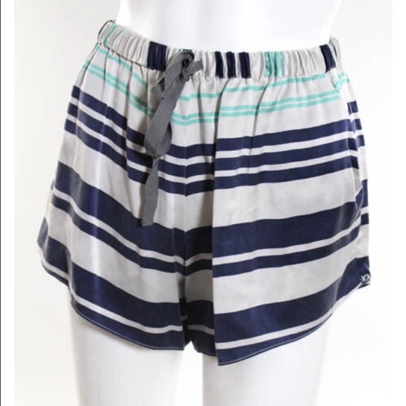 Elizabeth & James Shorts - Picture 4 of 4