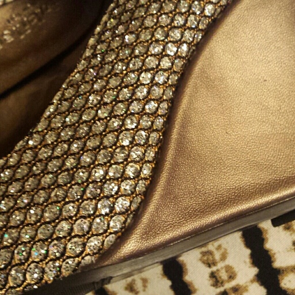 SPARKLY, GLITTERY sequin shoes by Jubilee New York - Picture 2 of 4