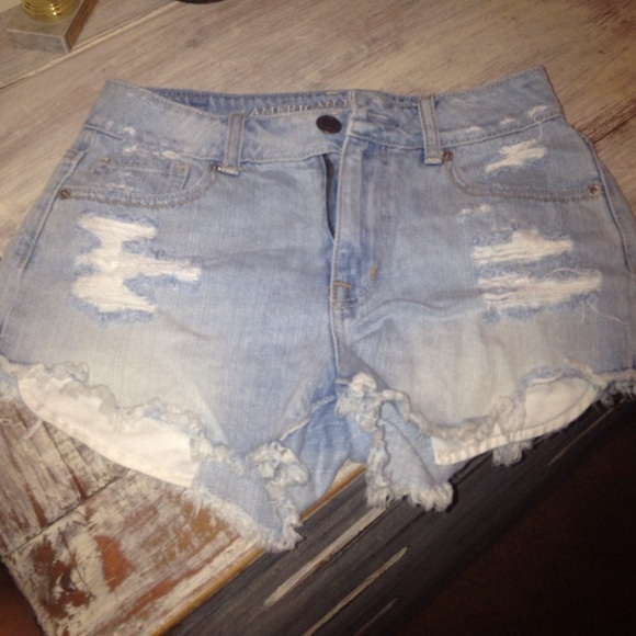 High wasted, light wash, frayed jean shorts