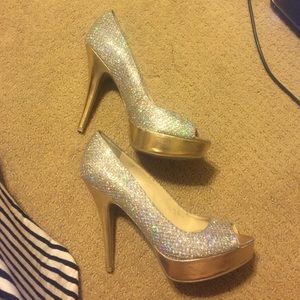 Enzo Angiolini iridescent sparkly heels
