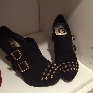 Guess shoes