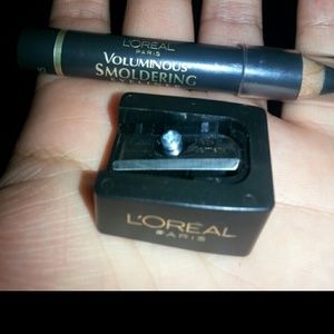L'OREAL eyeliner.