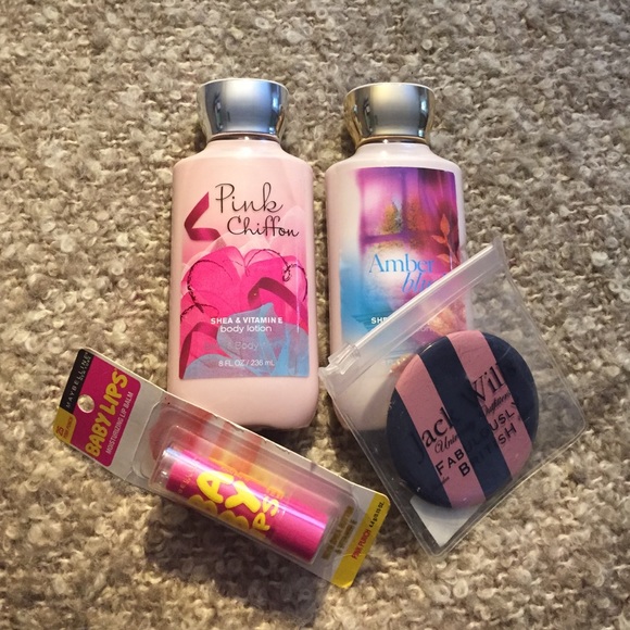 Lotion, Baby Lips, Mirror "Bundle"