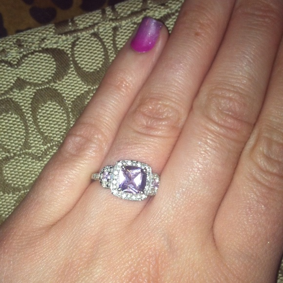 Jewelry - Flash sale! Pink and white cz sterling silver ring