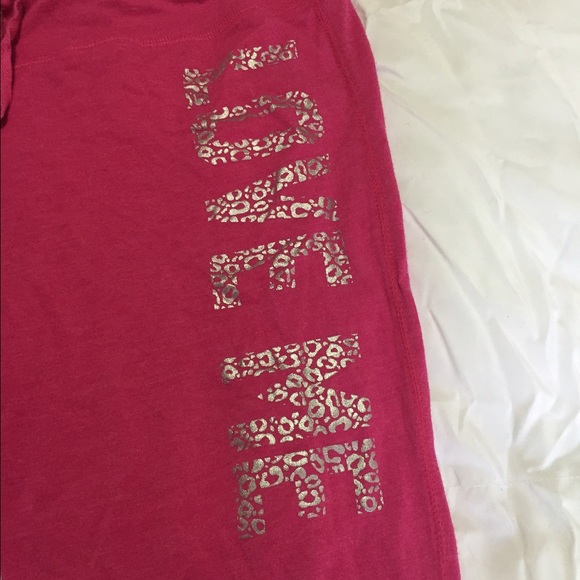 Capri Pink "LOVE ME" Sweatpants - Picture 2 of 4