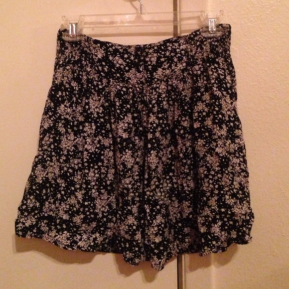 Black & White Floral Skirt