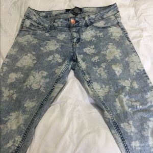 Acid Wash Floral Stretchy Skinny Jeans