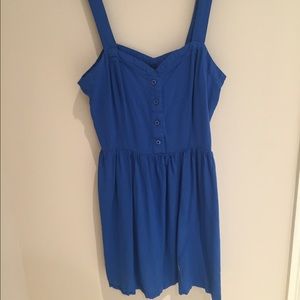 Blue day dress with open back