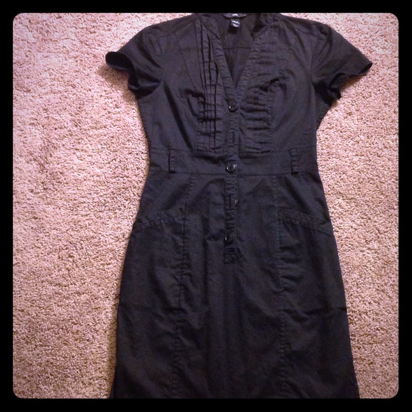 Black button up H&M dress