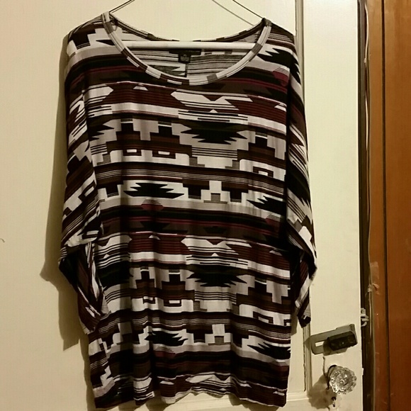 Forever 21 aztec print top