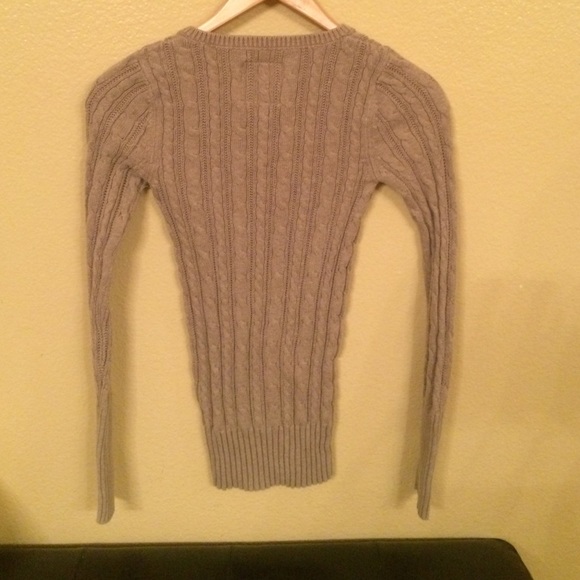 American Eagle Sweater - Picture 2 of 3