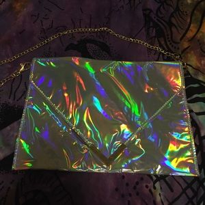 Holographic purse