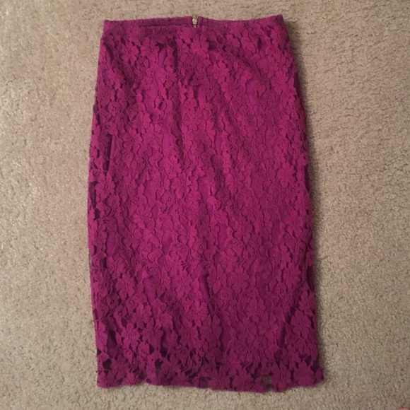 Fuchsia lace pencil skirt