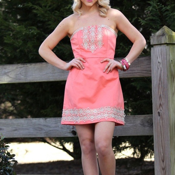 🚫SOLD on fcbk. Strapless coral mudpie dress!