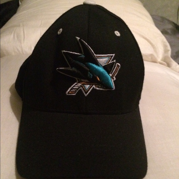 San Jose Sharks men's black Nabokov cap