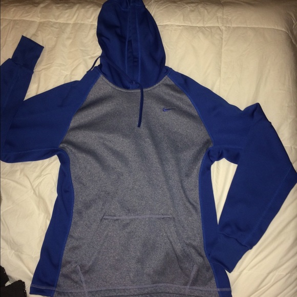 Nike Therma-Fit Hoodie