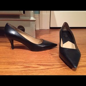Black leather Michael Kors heels