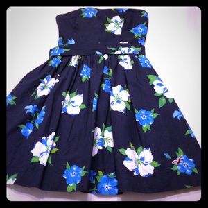HOLLISTER STRAPLESS DRESS SZ S