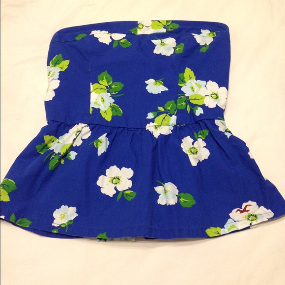 HOLLISTER STRAPLESS TOP SZ M