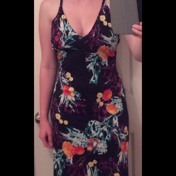 Backless maxi tropical party dress