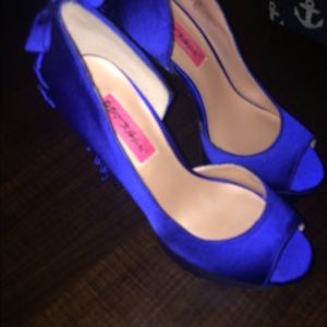 Betsy Johnson Sammmii pump