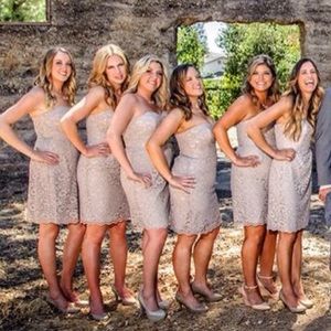 ❌❌SOLD❌❌David's Bridal Short Strapless