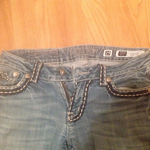 TRADING - Picture 3 of 4