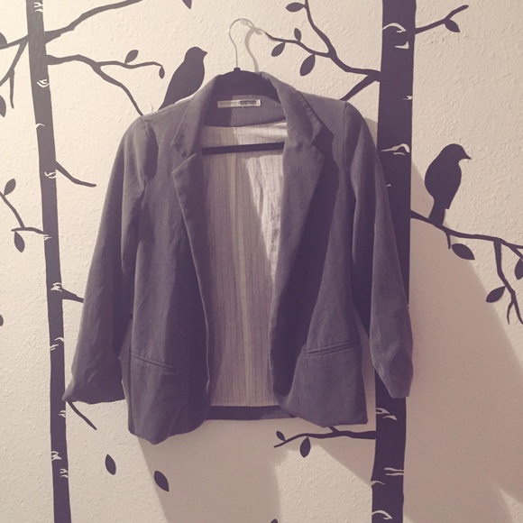 Grey blazer