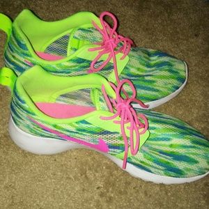 Rocshe run women's sneakers ❌trade