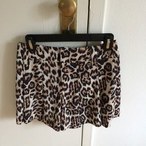 Alice + Olivia Pleated Leopard Shorts Size 0