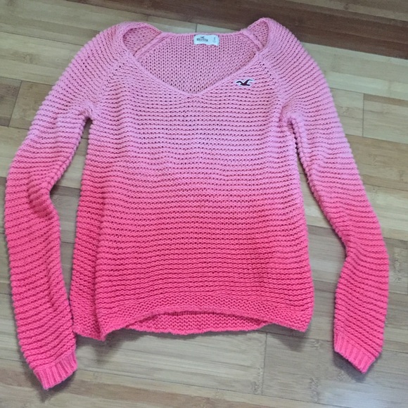 Hollister sweater