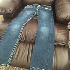 TRUE RELIGION JEANS~ size 29 L32