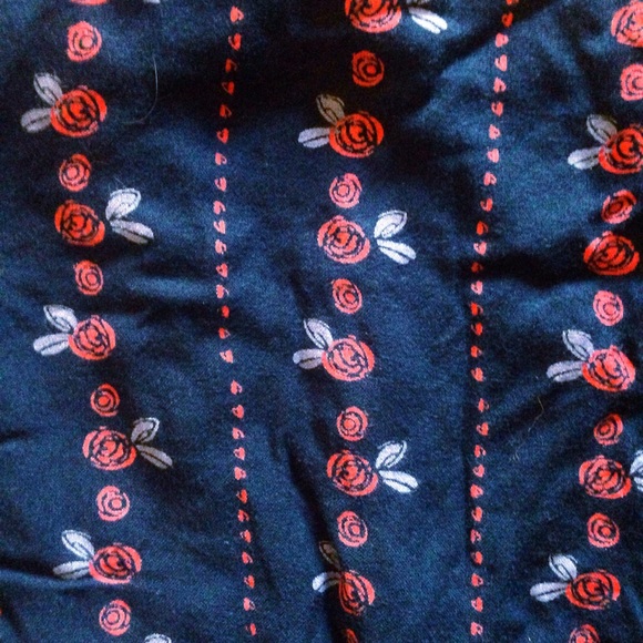 Urban Outfiitters Rose Pattern Navy Skirt - Picture 3 of 3