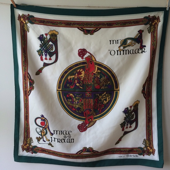 Vintage Accessories - Celtic/Gaelic/Norse/Viking Manuscript Scarf