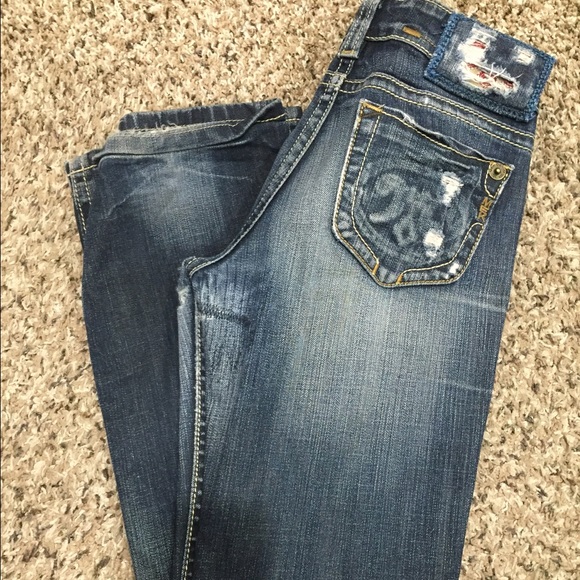 SOLD - Picture 3 of 4