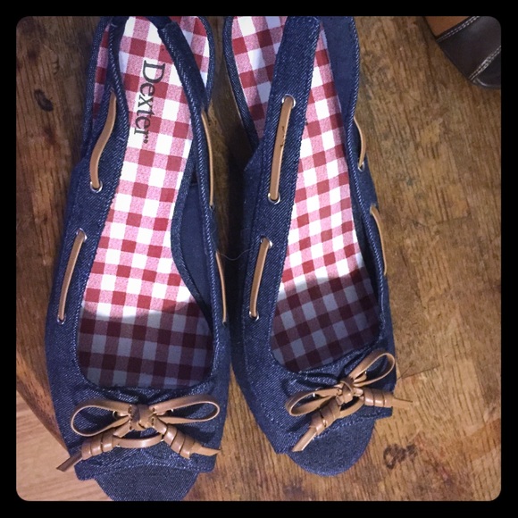 Denim shoes