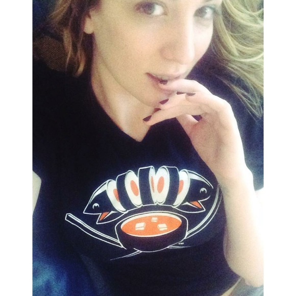 Black shirt