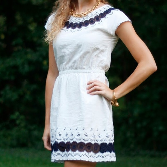 J crew embroidered scallop dress pictures J crew embroidered scallop dress pictures