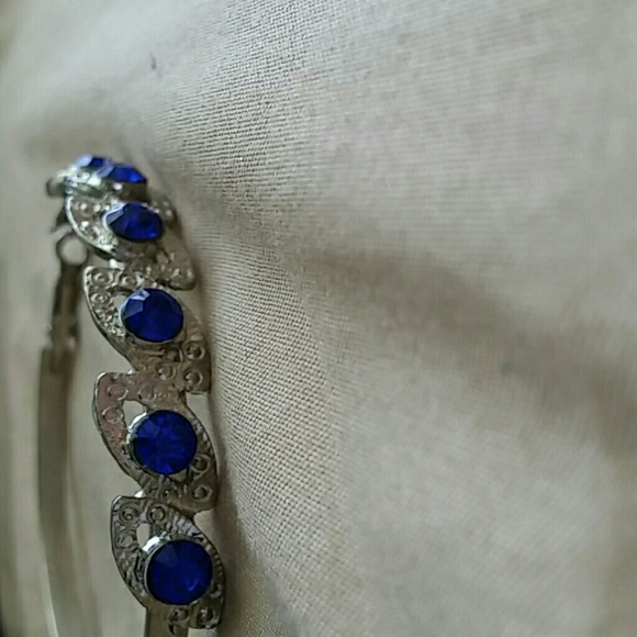 Earrings - Picture 2 of 2